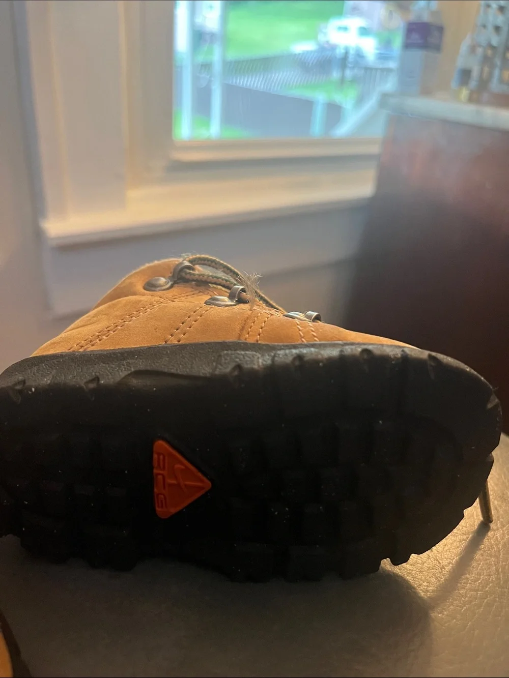 Nike sturdy baby